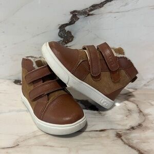 UGG Toddler Boots Size 9